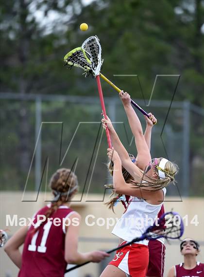 Thumbnail 3 in Dakota Ridge vs. Regis Jesuit (CHSAA First Round Playoff) photogallery.