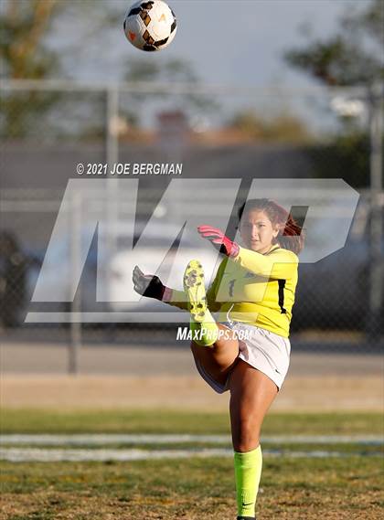 Thumbnail 2 in North (Varsity) @ Highland (Junior Varsity) photogallery.