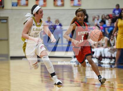 Thumbnail 3 in Hitchcock vs. Buffalo (UIL 3A Regional Semifinal) photogallery.