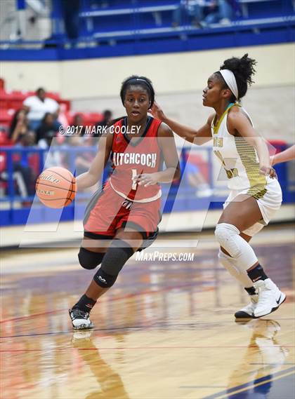 Thumbnail 1 in Hitchcock vs. Buffalo (UIL 3A Regional Semifinal) photogallery.
