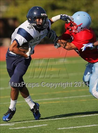 Thumbnail 1 in Carlmont @ Hillsdale photogallery.