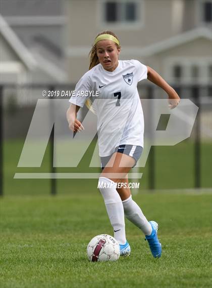 Thumbnail 1 in Layton @ Herriman photogallery.