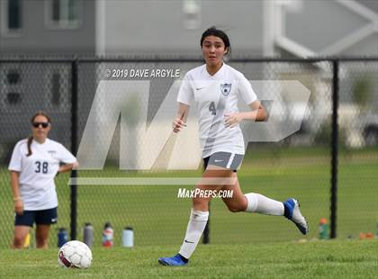 Thumbnail 3 in Layton @ Herriman photogallery.