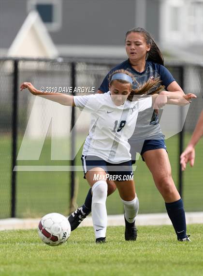 Thumbnail 3 in Layton @ Herriman photogallery.