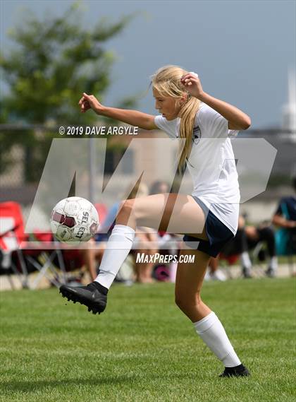 Thumbnail 2 in Layton @ Herriman photogallery.