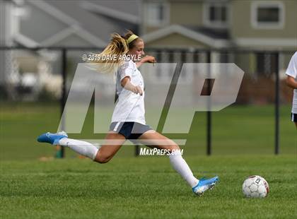 Thumbnail 1 in Layton @ Herriman photogallery.