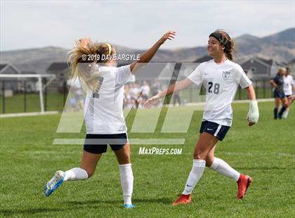 Thumbnail 3 in Layton @ Herriman photogallery.