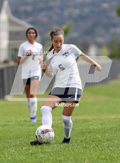 Thumbnail 2 in Layton @ Herriman photogallery.