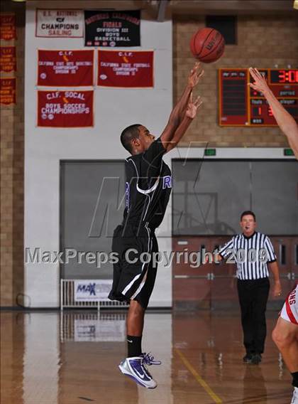 Thumbnail 1 in Cathedral vs The Rock Academy (MaxPreps Holiday Classic) photogallery.