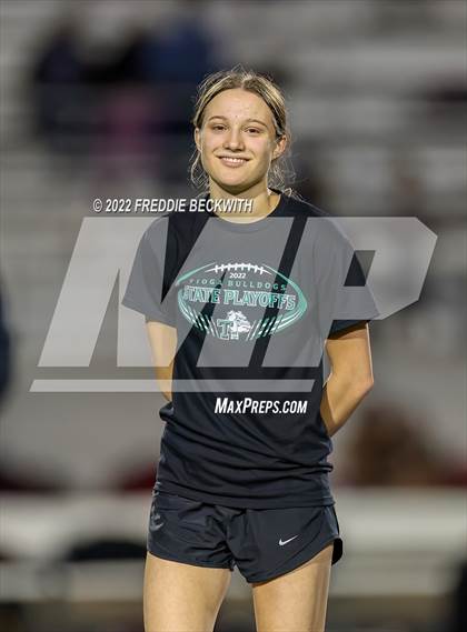 Thumbnail 1 in Tioga vs. Hamilton (UIL 2A Bi-District) photogallery.