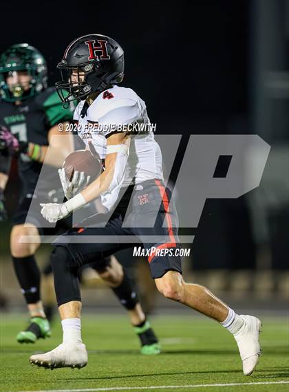 Thumbnail 1 in Tioga vs. Hamilton (UIL 2A Bi-District) photogallery.