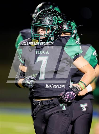 Thumbnail 3 in Tioga vs. Hamilton (UIL 2A Bi-District) photogallery.