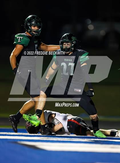 Thumbnail 1 in Tioga vs. Hamilton (UIL 2A Bi-District) photogallery.