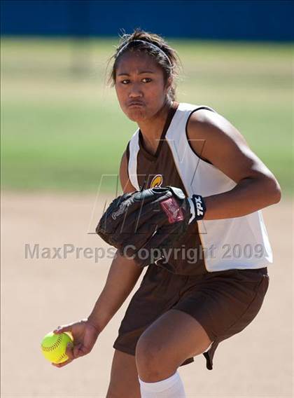 Thumbnail 1 in El Camino @ Rancho Bernardo photogallery.