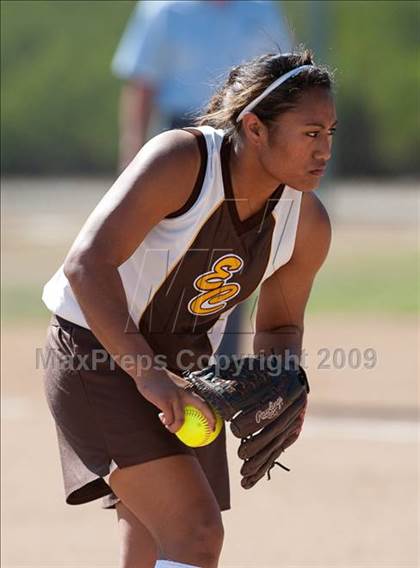 Thumbnail 1 in El Camino @ Rancho Bernardo photogallery.