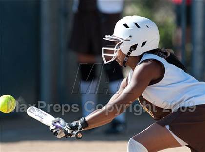Thumbnail 1 in El Camino @ Rancho Bernardo photogallery.