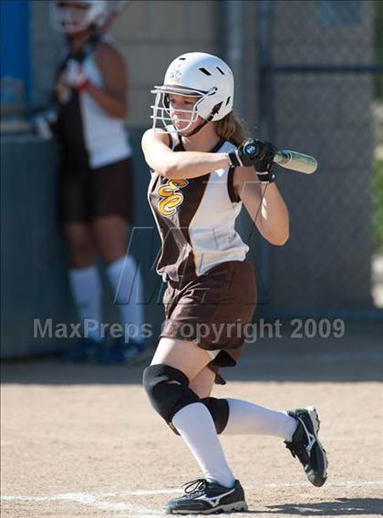 Thumbnail 2 in El Camino @ Rancho Bernardo photogallery.