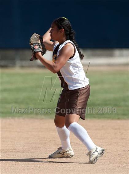 Thumbnail 1 in El Camino @ Rancho Bernardo photogallery.