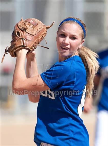 Thumbnail 1 in El Camino @ Rancho Bernardo photogallery.