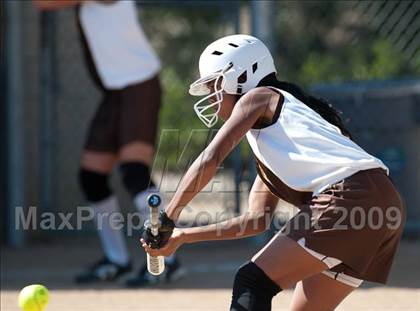 Thumbnail 2 in El Camino @ Rancho Bernardo photogallery.