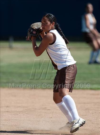 Thumbnail 2 in El Camino @ Rancho Bernardo photogallery.