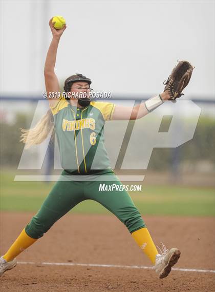 Thumbnail 3 in Hanford vs. Kingsburg (CIF CS D2 Final) photogallery.