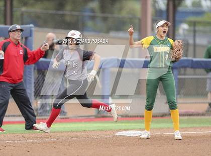 Thumbnail 2 in Hanford vs. Kingsburg (CIF CS D2 Final) photogallery.