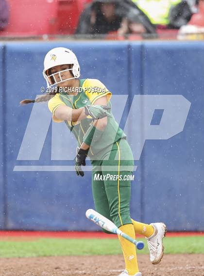 Thumbnail 1 in Hanford vs. Kingsburg (CIF CS D2 Final) photogallery.