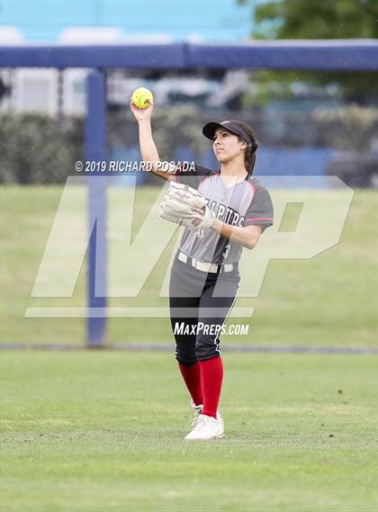 Thumbnail 2 in Hanford vs. Kingsburg (CIF CS D2 Final) photogallery.