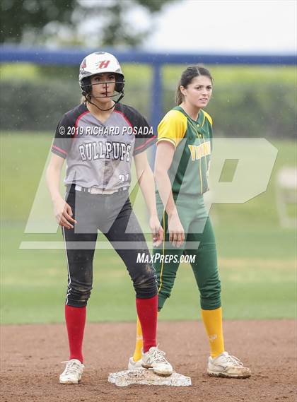 Thumbnail 1 in Hanford vs. Kingsburg (CIF CS D2 Final) photogallery.