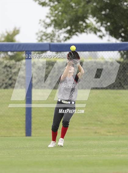 Thumbnail 2 in Hanford vs. Kingsburg (CIF CS D2 Final) photogallery.