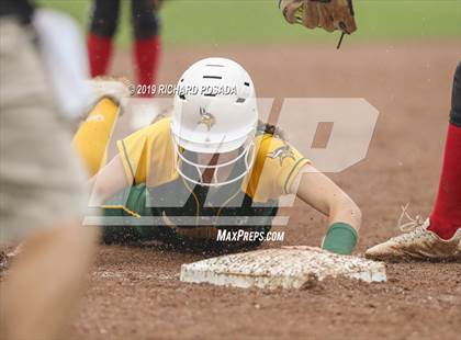 Thumbnail 1 in Hanford vs. Kingsburg (CIF CS D2 Final) photogallery.