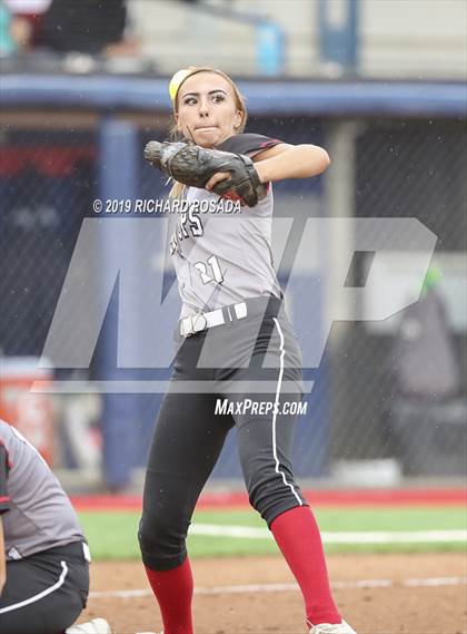 Thumbnail 2 in Hanford vs. Kingsburg (CIF CS D2 Final) photogallery.