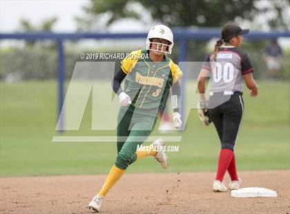 Thumbnail 1 in Hanford vs. Kingsburg (CIF CS D2 Final) photogallery.