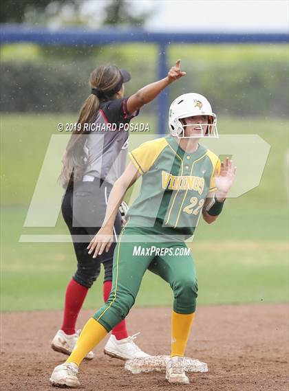 Thumbnail 2 in Hanford vs. Kingsburg (CIF CS D2 Final) photogallery.
