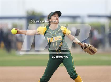 Thumbnail 1 in Hanford vs. Kingsburg (CIF CS D2 Final) photogallery.