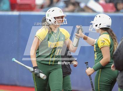 Thumbnail 1 in Hanford vs. Kingsburg (CIF CS D2 Final) photogallery.