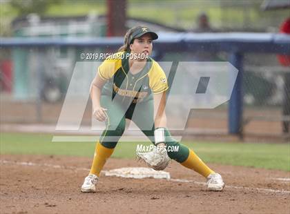 Thumbnail 2 in Hanford vs. Kingsburg (CIF CS D2 Final) photogallery.