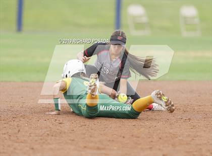 Thumbnail 1 in Hanford vs. Kingsburg (CIF CS D2 Final) photogallery.