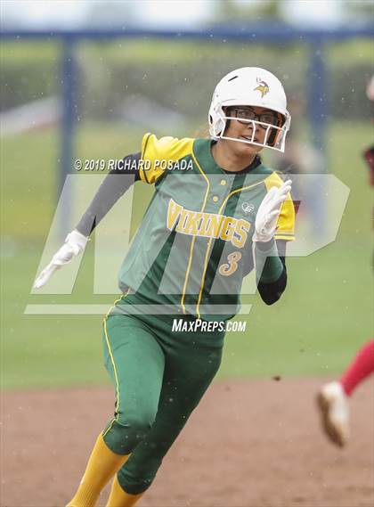 Thumbnail 1 in Hanford vs. Kingsburg (CIF CS D2 Final) photogallery.