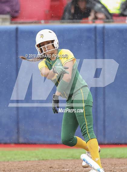 Thumbnail 2 in Hanford vs. Kingsburg (CIF CS D2 Final) photogallery.