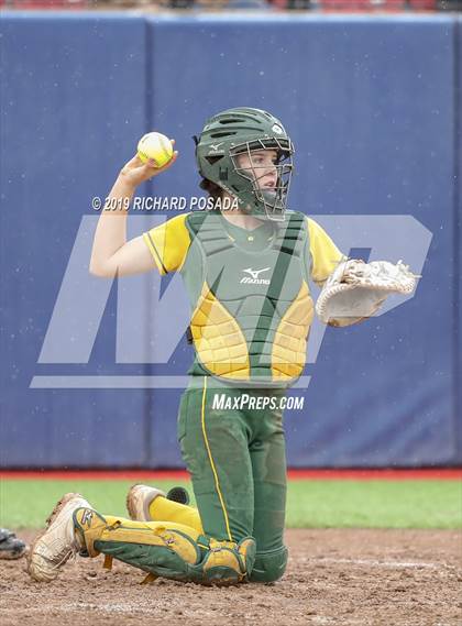 Thumbnail 2 in Hanford vs. Kingsburg (CIF CS D2 Final) photogallery.