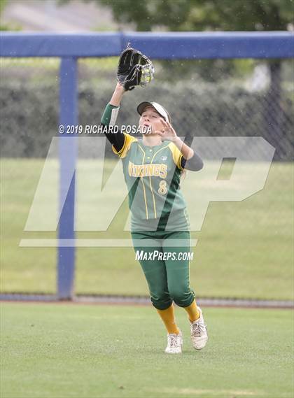 Thumbnail 3 in Hanford vs. Kingsburg (CIF CS D2 Final) photogallery.