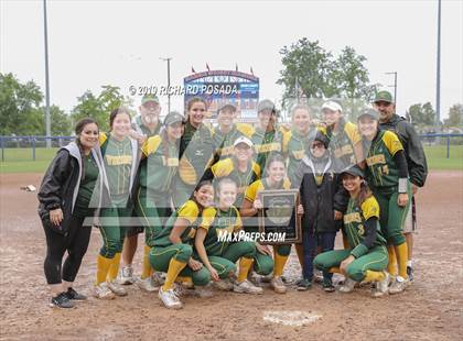 Thumbnail 3 in Hanford vs. Kingsburg (CIF CS D2 Final) photogallery.
