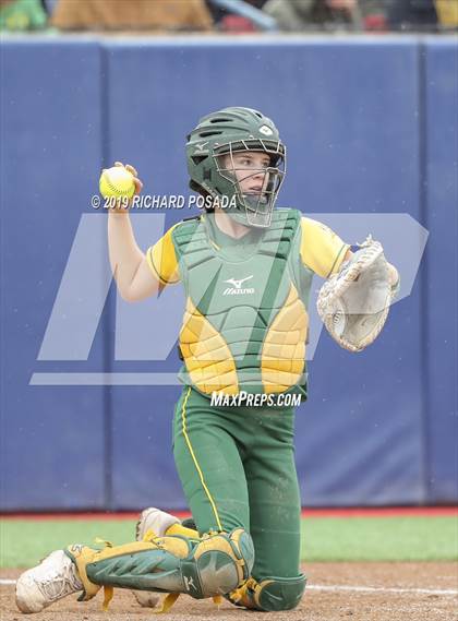 Thumbnail 2 in Hanford vs. Kingsburg (CIF CS D2 Final) photogallery.
