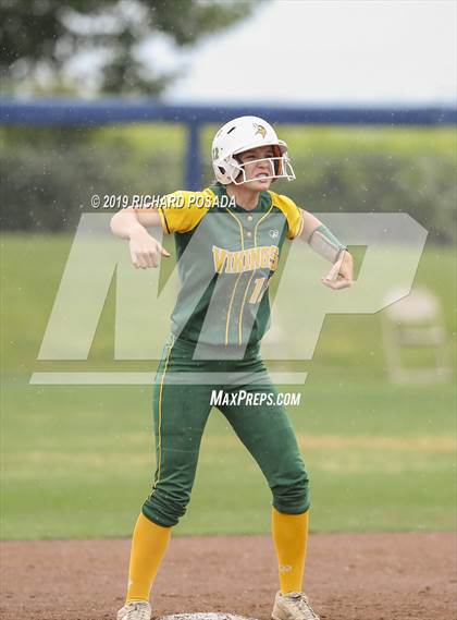 Thumbnail 3 in Hanford vs. Kingsburg (CIF CS D2 Final) photogallery.