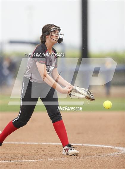 Thumbnail 3 in Hanford vs. Kingsburg (CIF CS D2 Final) photogallery.