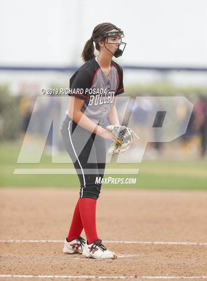 Thumbnail 3 in Hanford vs. Kingsburg (CIF CS D2 Final) photogallery.