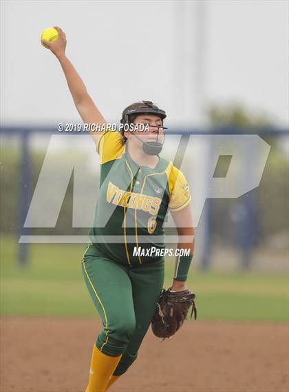 Thumbnail 2 in Hanford vs. Kingsburg (CIF CS D2 Final) photogallery.