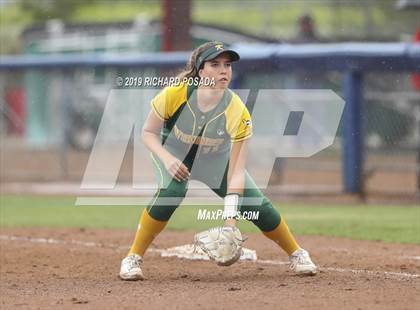 Thumbnail 3 in Hanford vs. Kingsburg (CIF CS D2 Final) photogallery.